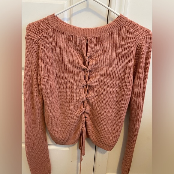 Cropped Knit Sweater - Picture 3 of 3